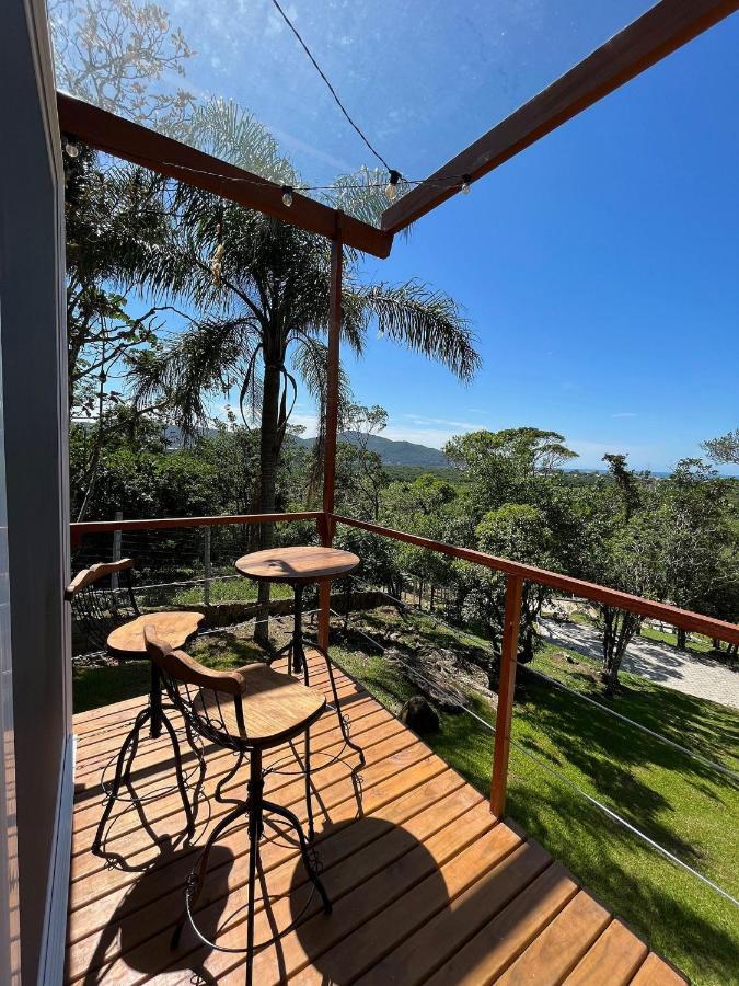Casa De Vidro Alto Padrao - Hospedar Com Proposito